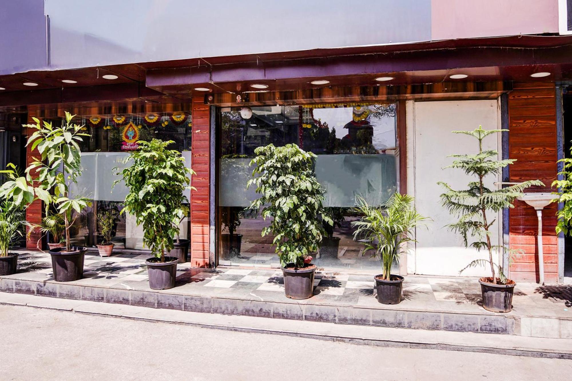 Super Collection O Sector 5 Sanpada Formerly Opal Comforts Turambhe Exterior foto
